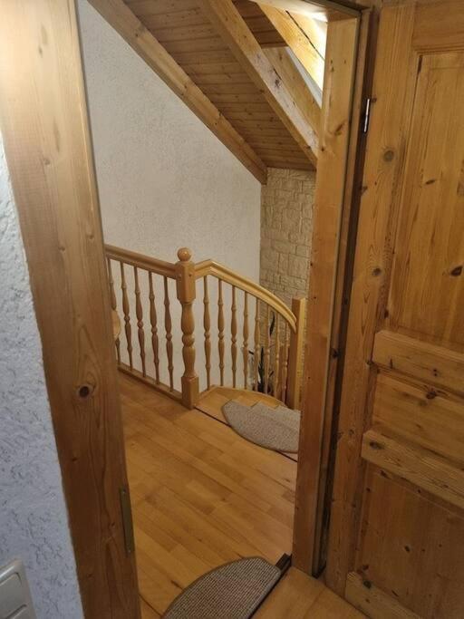 Gemuetliche Dachgeschosswohnung Erfurt Eksteriør billede